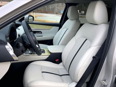 Certified 2025 MAZDA CX-90 3.3 Turbo S w/ Premium Plus image 9