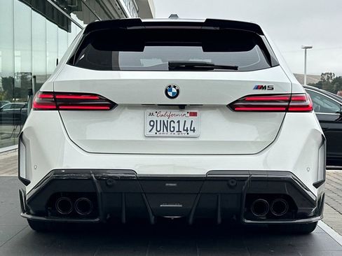 Used 2025 BMW M5 Touring w/ M Driver's Package AWD/4WD image 4