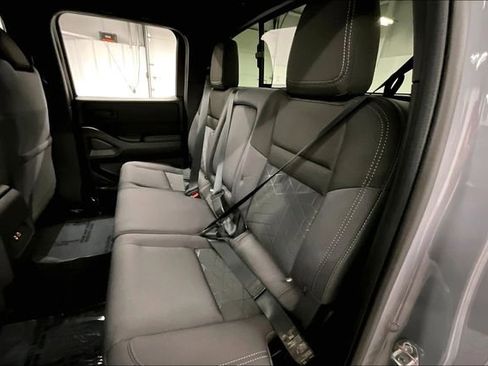 New 2026 Nissan Frontier SV w/ Tow Package image 11