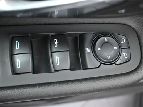 Used 2020 GMC Terrain SLE w/ Driver Convenience Package image 11