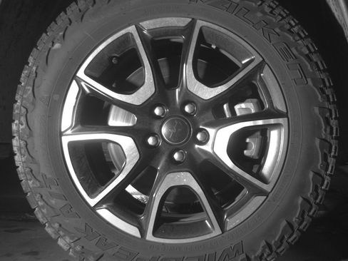 Used 2025 Jeep Compass Trailhawk image 12