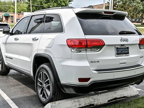 Used 2018 Jeep Grand Cherokee Limited AWD/4WD image 6