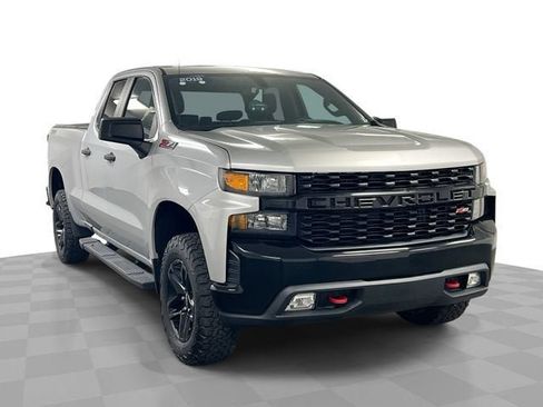 Used 2019 Chevrolet Silverado 1500 Custom Trail Boss w/ Custom Convenience Package AWD/4WD image 1