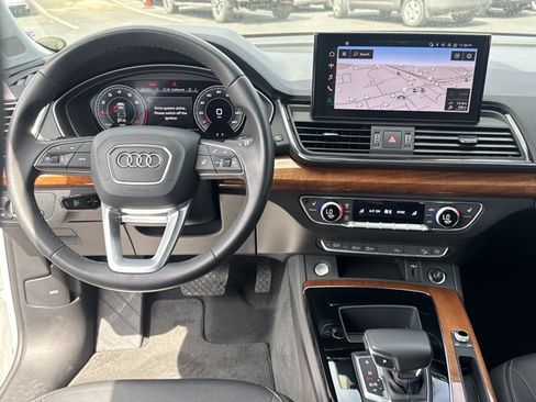 Used 2023 Audi Q5 2.0T Premium Plus w/ Premium Plus Package AWD/4WD image 7