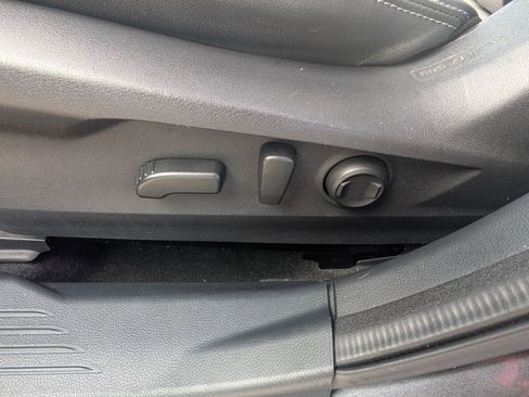 Used 2022 Subaru Outback Limited image 10