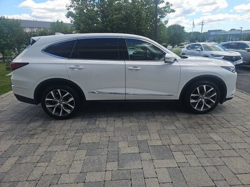 Used 2024 Acura MDX SH-AWD w/ Technology Package image 7