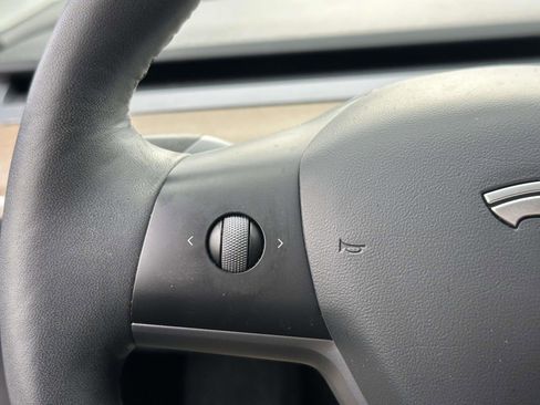 Used 2022 Tesla Model 3 Long Range image 21