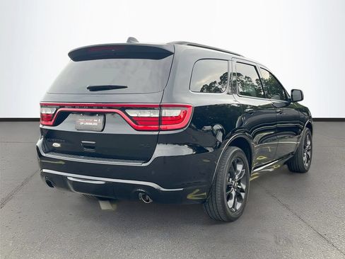 Used 2024 Dodge Durango R/T RWD image 7