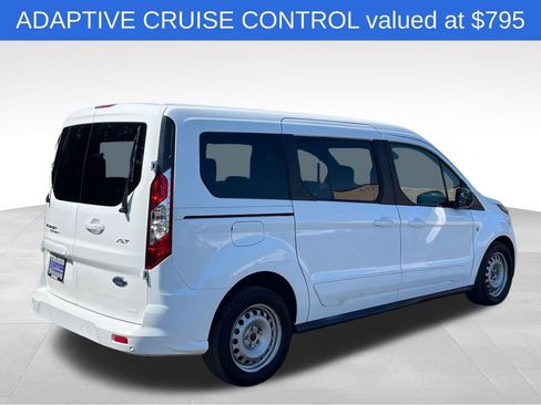 Used 2022 Ford Transit Connect XLT image 2