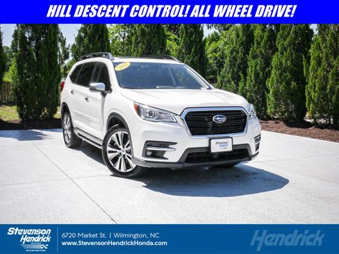 Used 2022 Subaru Ascent Touring AWD/4WD image 1