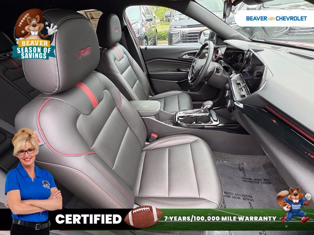 Used 2025 Chevrolet Trax RS w/ Driver Confidence Package FWD image 27