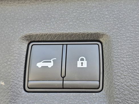 Used 2023 INFINITI QX60 Luxe w/ Cargo Package image 32