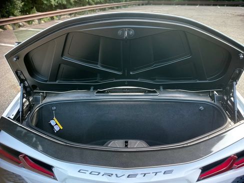 Used 2023 Chevrolet Corvette Stingray Preferred Conv w/ Battery Protection Package RWD image 60
