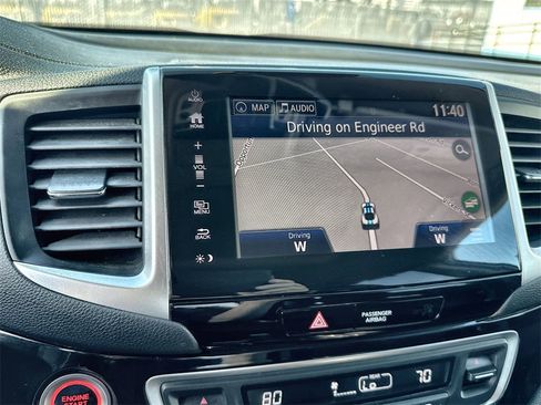 Used 2018 Honda Pilot Elite image 26