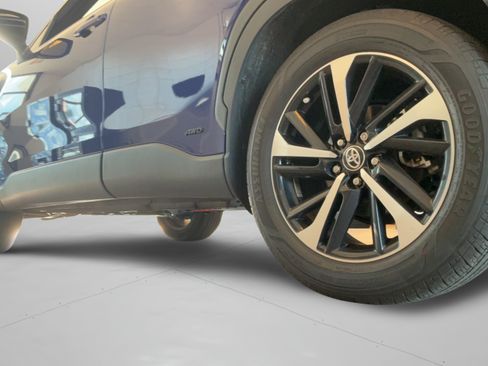 Certified 2023 Toyota Corolla Cross AWD Hybrid w/ Convenience Package image 44