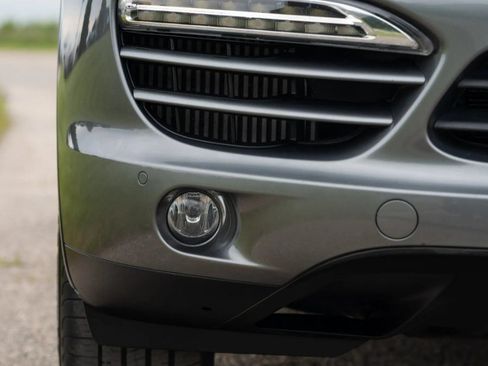 Used 2013 Porsche Cayenne Diesel AWD/4WD image 27