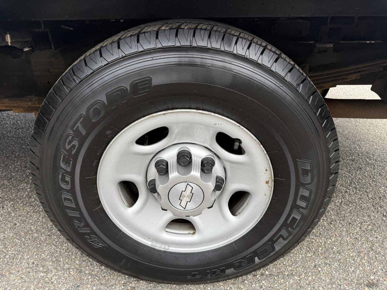 Used 2017 Chevrolet Express 3500 RWD image 10
