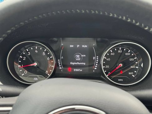 Used 2019 Jeep Compass Latitude w/ Cold Weather Group AWD/4WD image 32