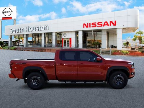 New 2026 Nissan Frontier PRO-4X w/ Pro-4x Convenience Package image 5