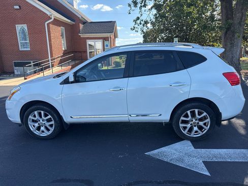 Used 2013 Nissan Rogue SL FWD image 8