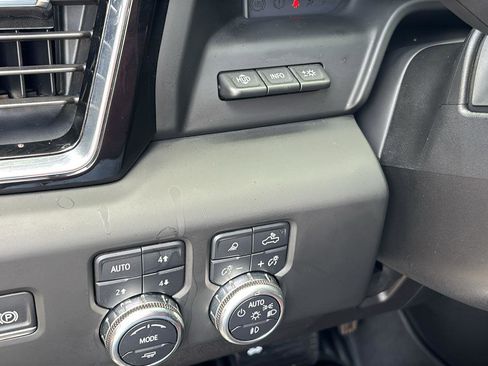 Certified 2024 GMC Sierra 2500 Denali Ultimate AWD/4WD image 27