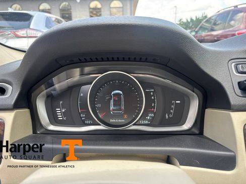 Used 2015 Volvo XC70 T5 Premier FWD image 15