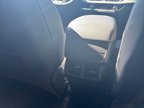 Used 2025 Chevrolet Equinox LT FWD image 20