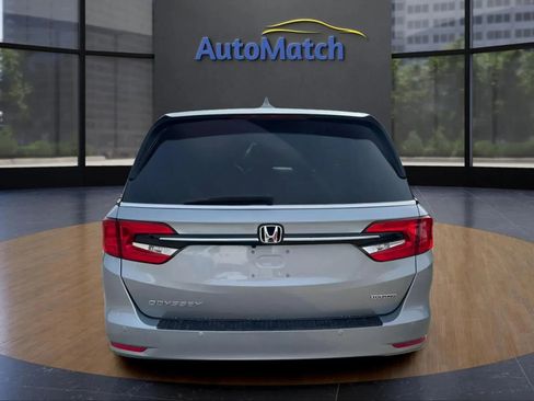 Used 2024 Honda Odyssey Touring image 9