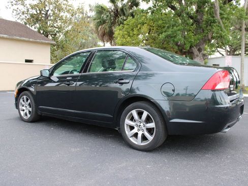 Used 2010 Mercury Milan Premier FWD image 4