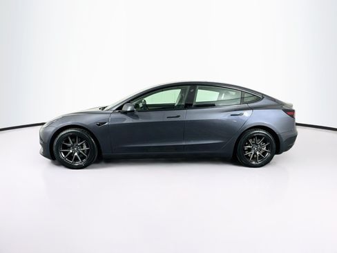 Used 2023 Tesla Model 3 Standard Range RWD image 4