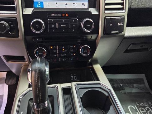 Used 2016 Ford F150 Lariat w/ Equipment Group 501A Mid image 9