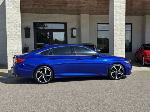 Used 2020 Honda Accord Sport image 13