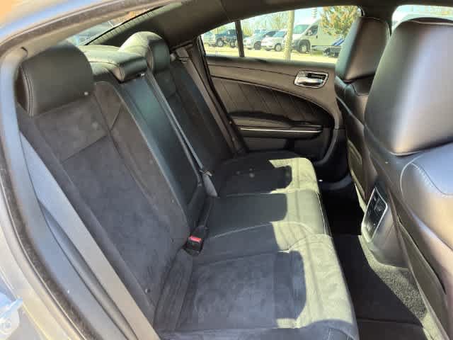 Used 2019 Dodge Charger Scat Pack w/ Plus Group RWD image 17