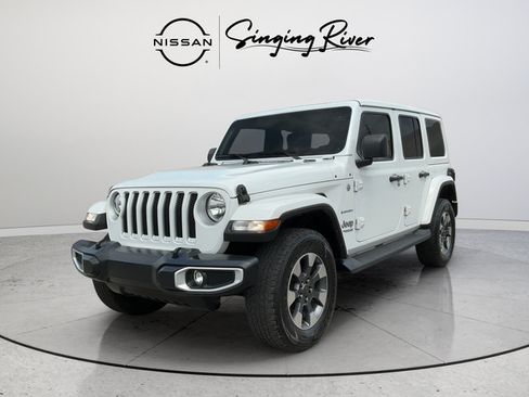 Used 2021 Jeep Wrangler Unlimited Sahara w/ Safety Group AWD/4WD image 3