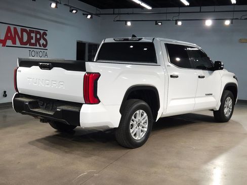 Used 2023 Toyota Tundra SR5 w/ SR5 Convenience Package image 7