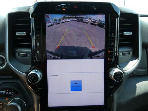 Used 2025 RAM 1500 Big Horn AWD/4WD image 31