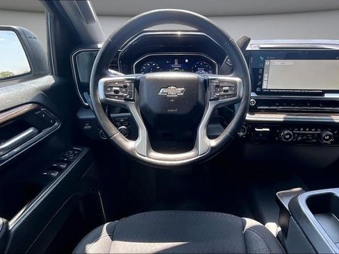 Used 2023 Chevrolet Silverado 1500 RST AWD/4WD image 9