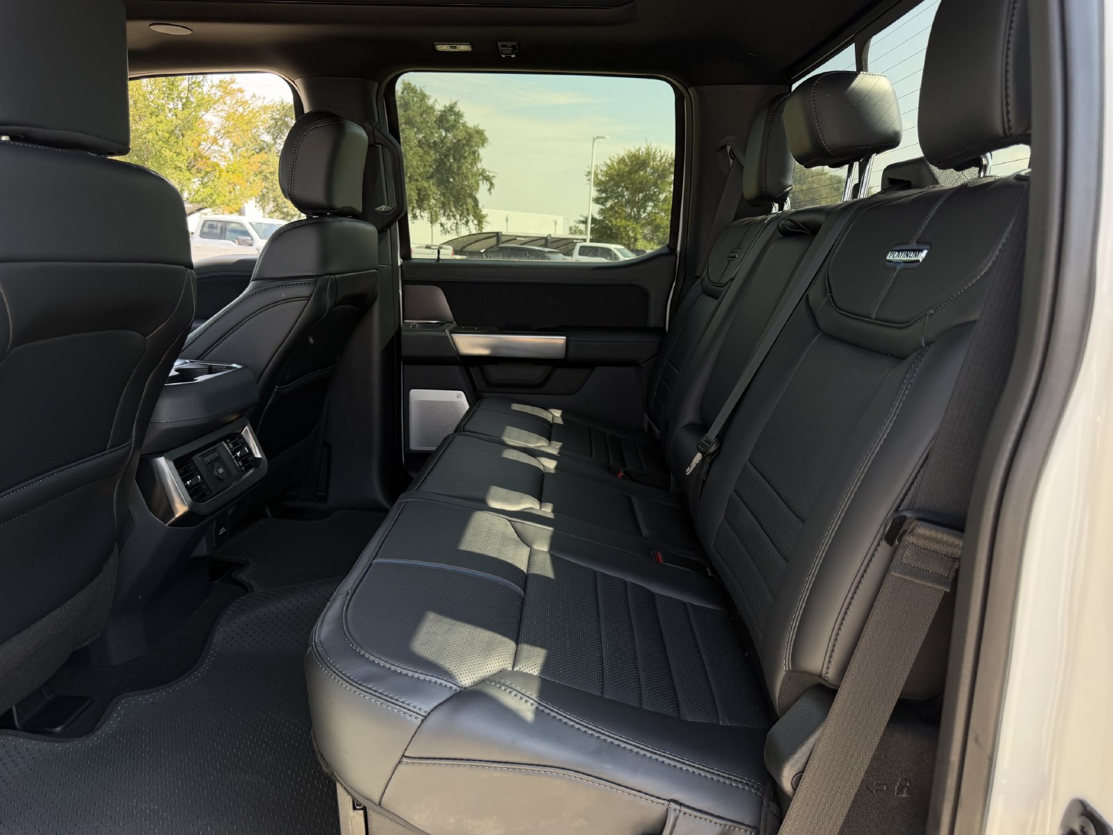 New 2026 Ford F250 Platinum AWD/4WD image 27