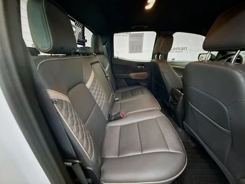 Used 2024 GMC Canyon Denali AWD/4WD image 28