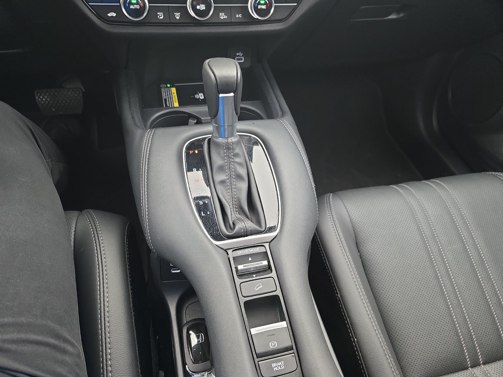 Used 2025 Honda HR-V EX-L image 13