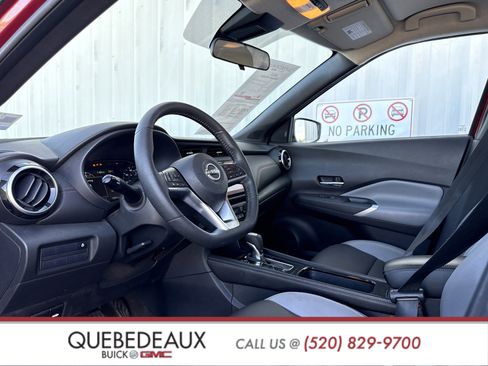 Used 2023 Nissan Kicks SR w/ SR Premium Package image 14