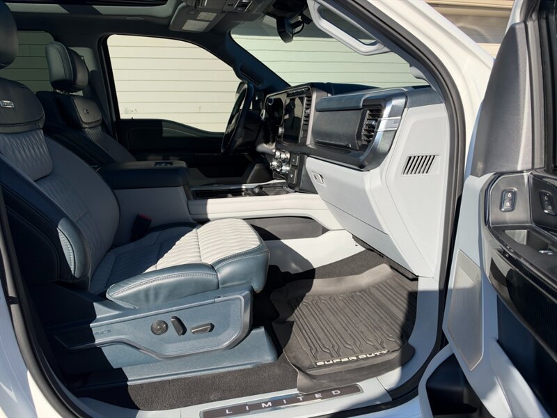 Used 2024 Ford F350 Limited w/ FX4 Off-Road Package AWD/4WD image 40