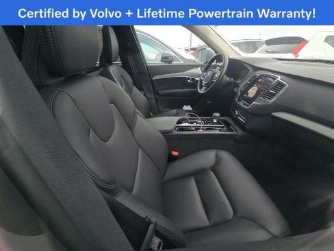 Used 2025 Volvo XC90 B5 Core image 4