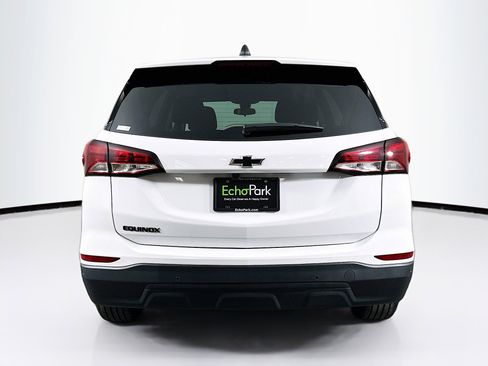 Used 2023 Chevrolet Equinox LS w/ LS Convenience Package image 7