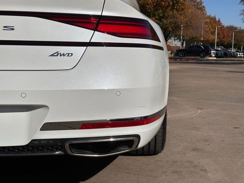 Used 2025 Genesis G90 3.5T image 11