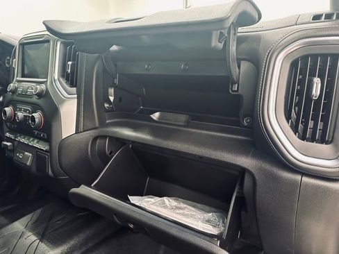 Used 2019 Chevrolet Silverado 1500 LT w/ All-Star Edition image 11