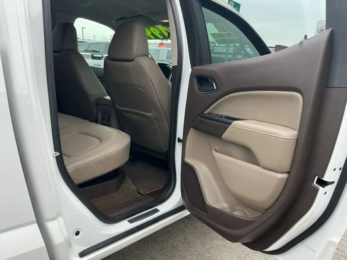 Used 2016 GMC Canyon SLT image 8