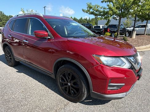 Used 2019 Nissan Rogue SV AWD/4WD image 5