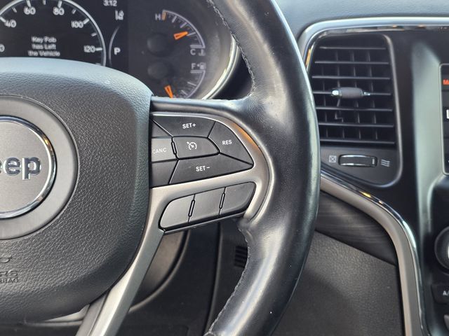 Used 2021 Jeep Grand Cherokee Laredo w/ Security & Convenience Group AWD/4WD image 25