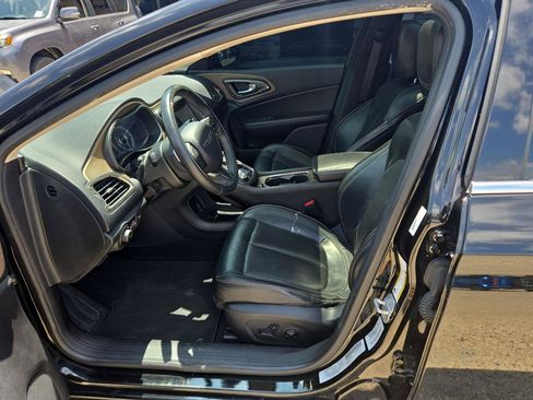 Used 2016 Chrysler 200 C w/ Premium Group AWD/4WD image 7
